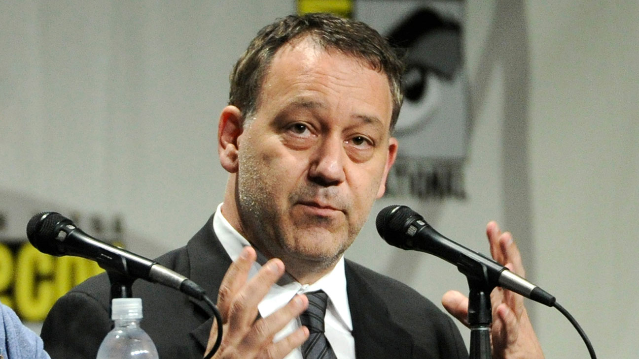 Sam Raimi Comienzos Sam Raimi podría dirigir la adaptación de Crónica del Asesino de Reyes