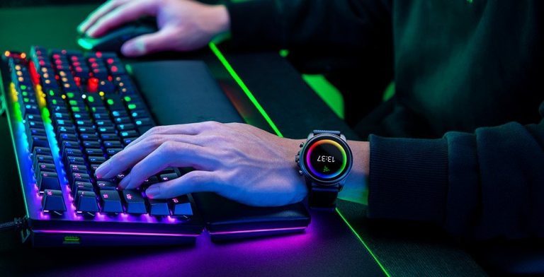 Razer presenta su nuevo smartwatch en colaboración con Fossil (1)