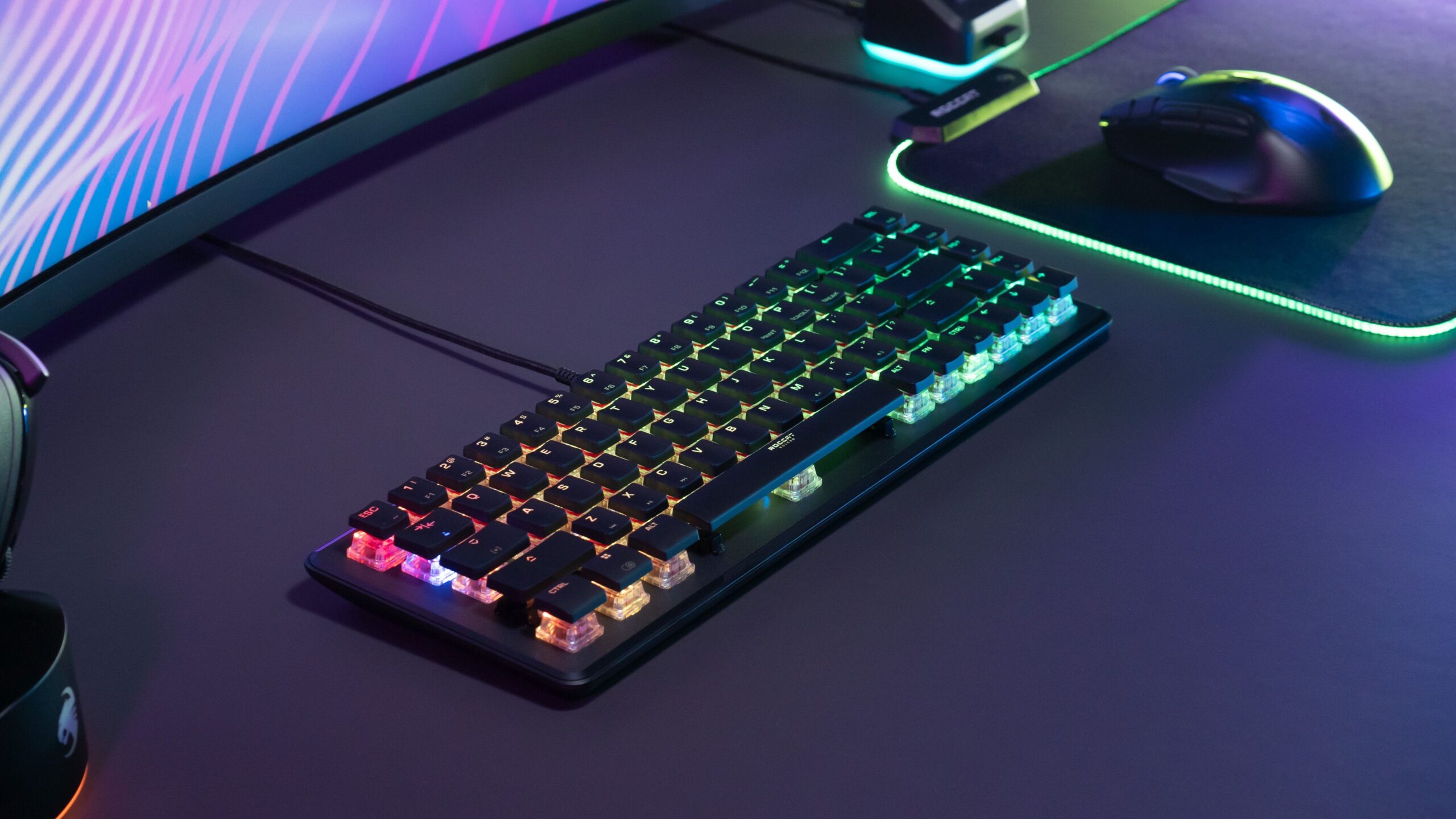 ROCCAT presenta el teclado gaming Vulcan II Mini