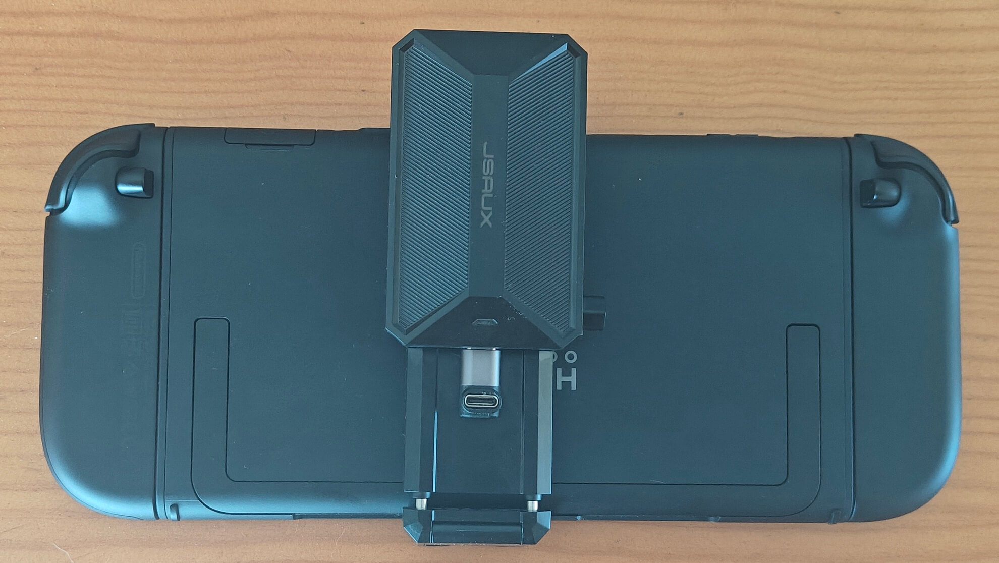 He conseguido reducir la temperatura de mi Nintendo Switch 2 gracias a este ventilador, y la verdad es que estoy contento con el resultado.