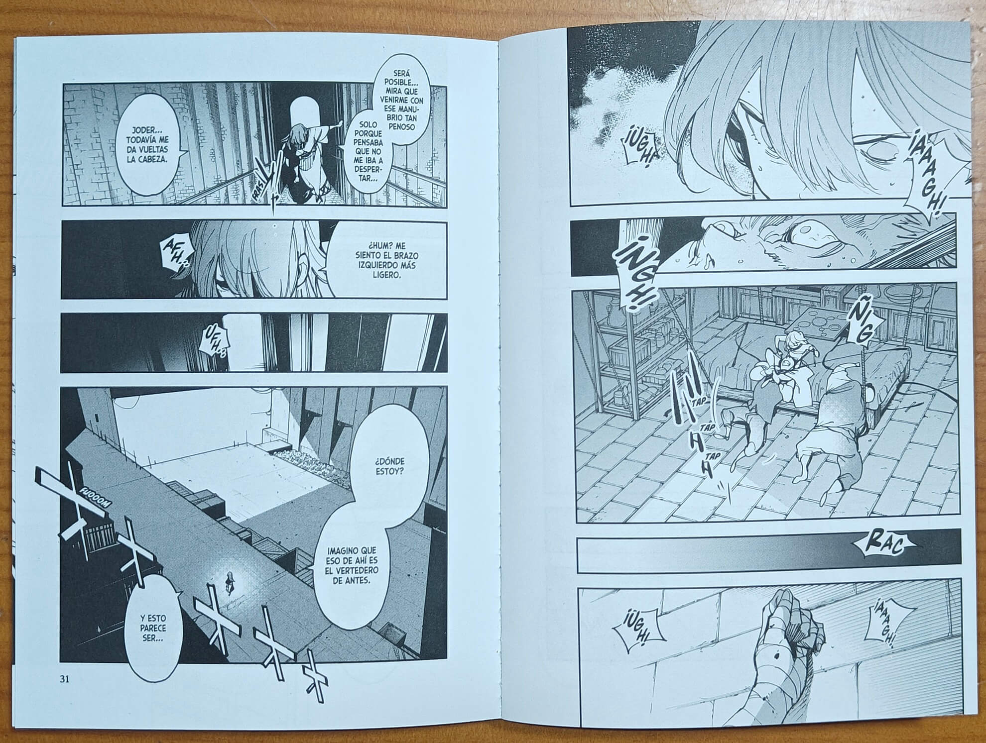 Reseña del manga La reencarnación del Yakuza n.º 8 | El manga sigue dejándonos con secuencias bastante "duras". En este caso, Ryuu tuvo que asesinar a estos dos cabro... debido a que querían violarla.