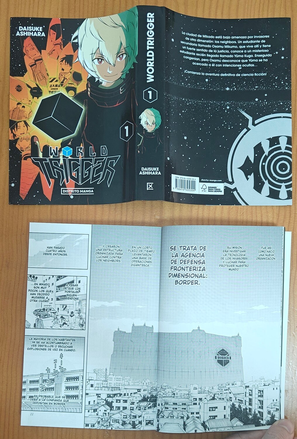 Reseña de World Trigger n.º 1 |  La portada es reversible