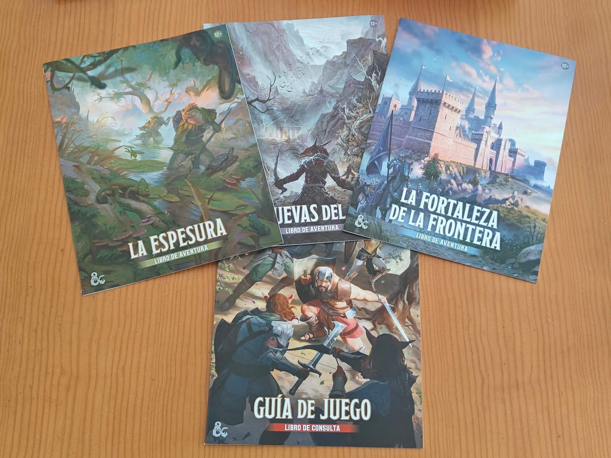 Dungeons and Dragons - Caja de Inicio: Héroes de las Tierras Fronterizas | Manual y aventuras